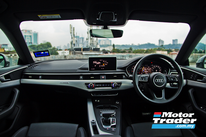 Dashboard image of the Audi A5 Sportback sport 2.0 TFSI quattro