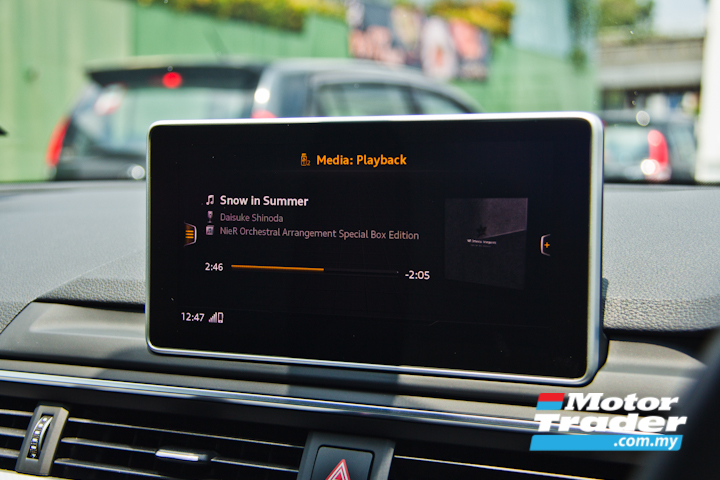 8.3-inch touchscreen image of the Audi A5 Sportback sport 2.0 TFSI quattro